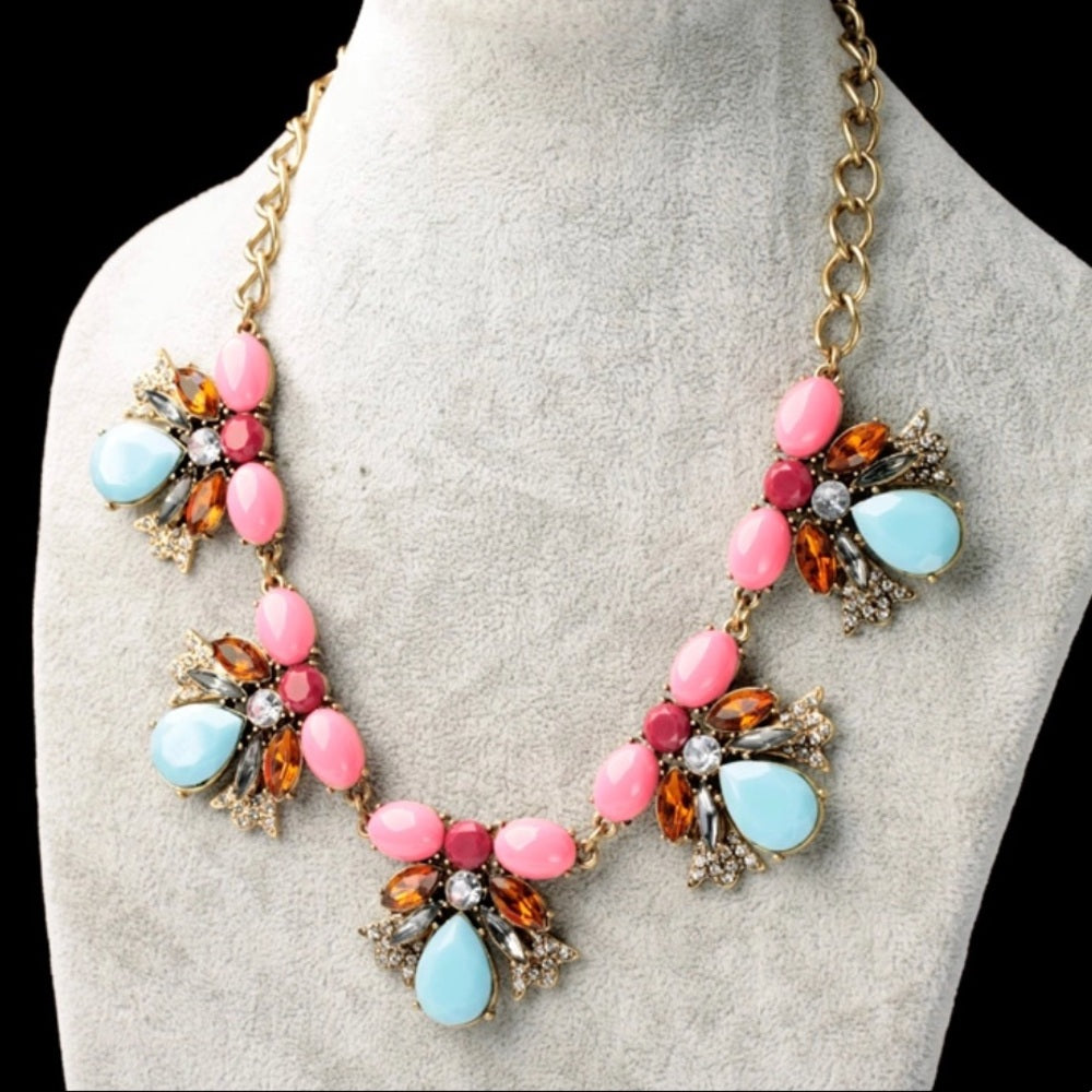 Swarovski Bee Beautiful Necklace New With Tags NWT
