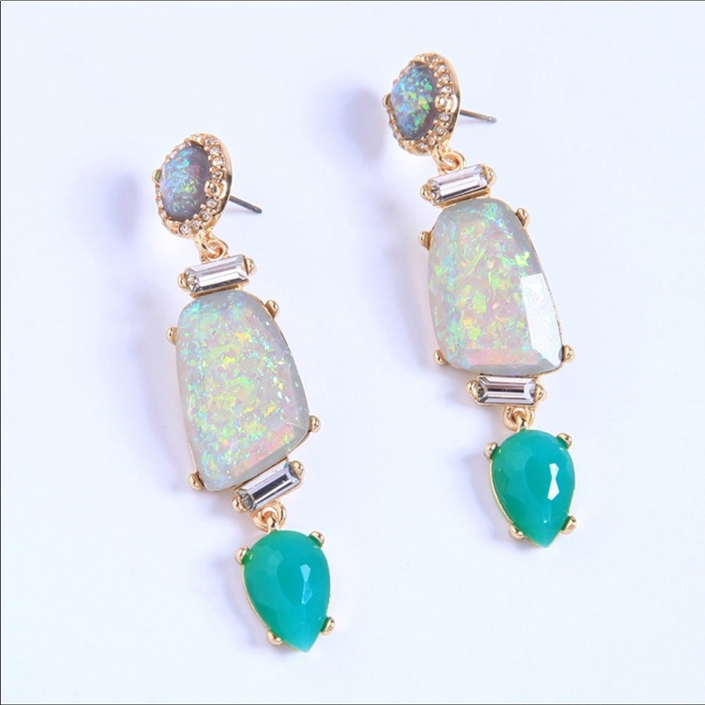Green French Drop Earrings New With Tags NWT