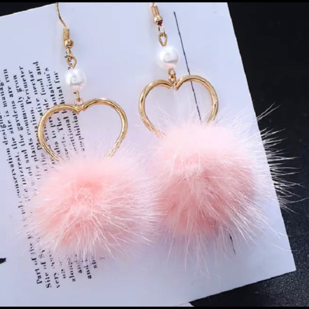 Fur Heart Pearl Pink Pom Pom Earrings New