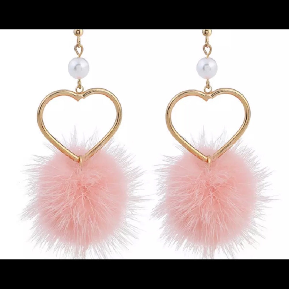 Fur Heart Pearl Pink Pom Pom Earrings New