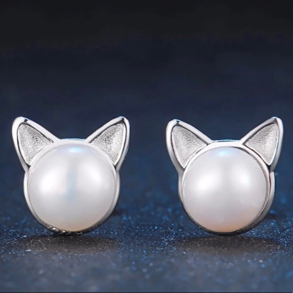 Solid Sterling Silver Genuine Pearl Cat Earrings