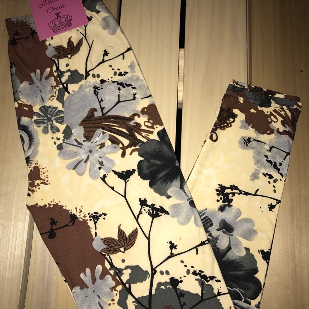 Curvy Plus Leggings Floral Butter Cream New