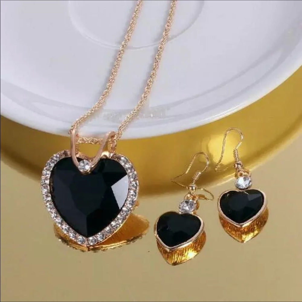 Australian Ebony Heart Necklace Earrings Set