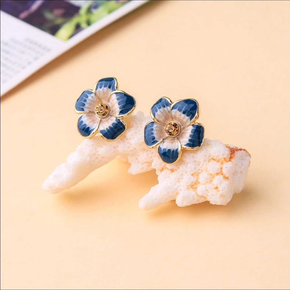 Swarovski Floral Blue Earrings New With Tags